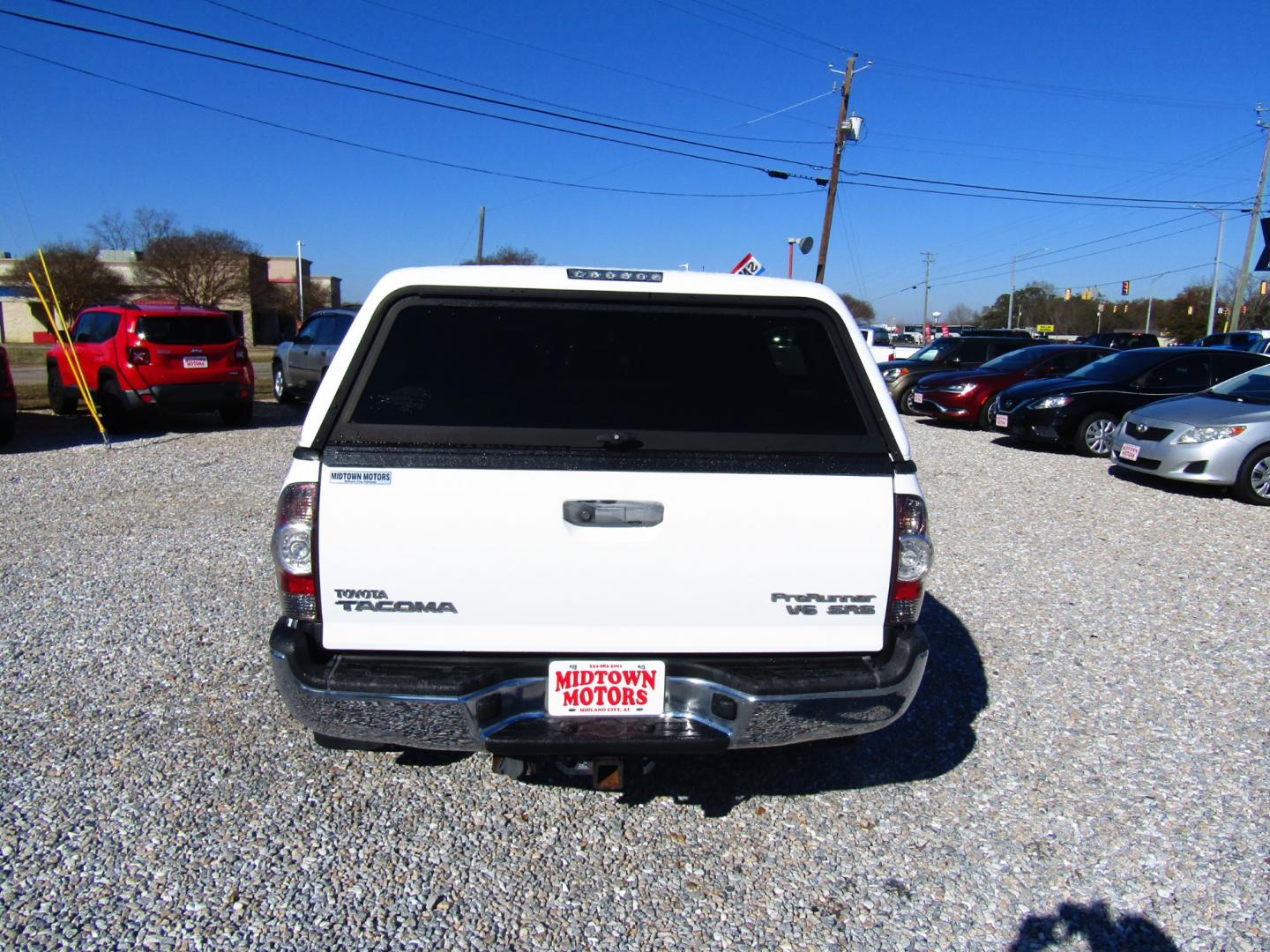 2013 WHITE Toyota Tacoma PreRunner Double Cab V6 Auto 2WD (5TFJU4GN5DX) with an 4.0L V6 DOHC 24V engine, Automatic transmission, located at 15016 S Hwy 231, Midland City, AL, 36350, (334) 983-3001, 31.306210, -85.495277 - Photo#6